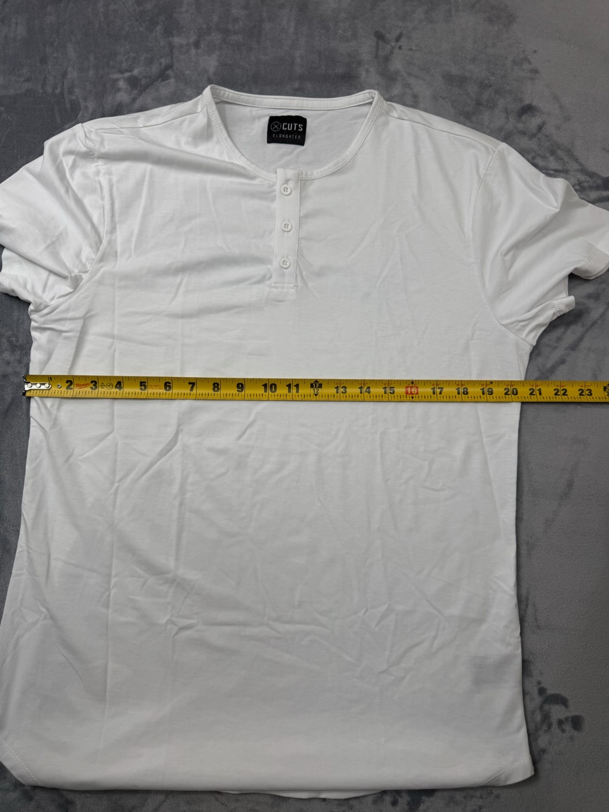 Cuts Clothing Elongated Henley T-Shirt Men’s XL White