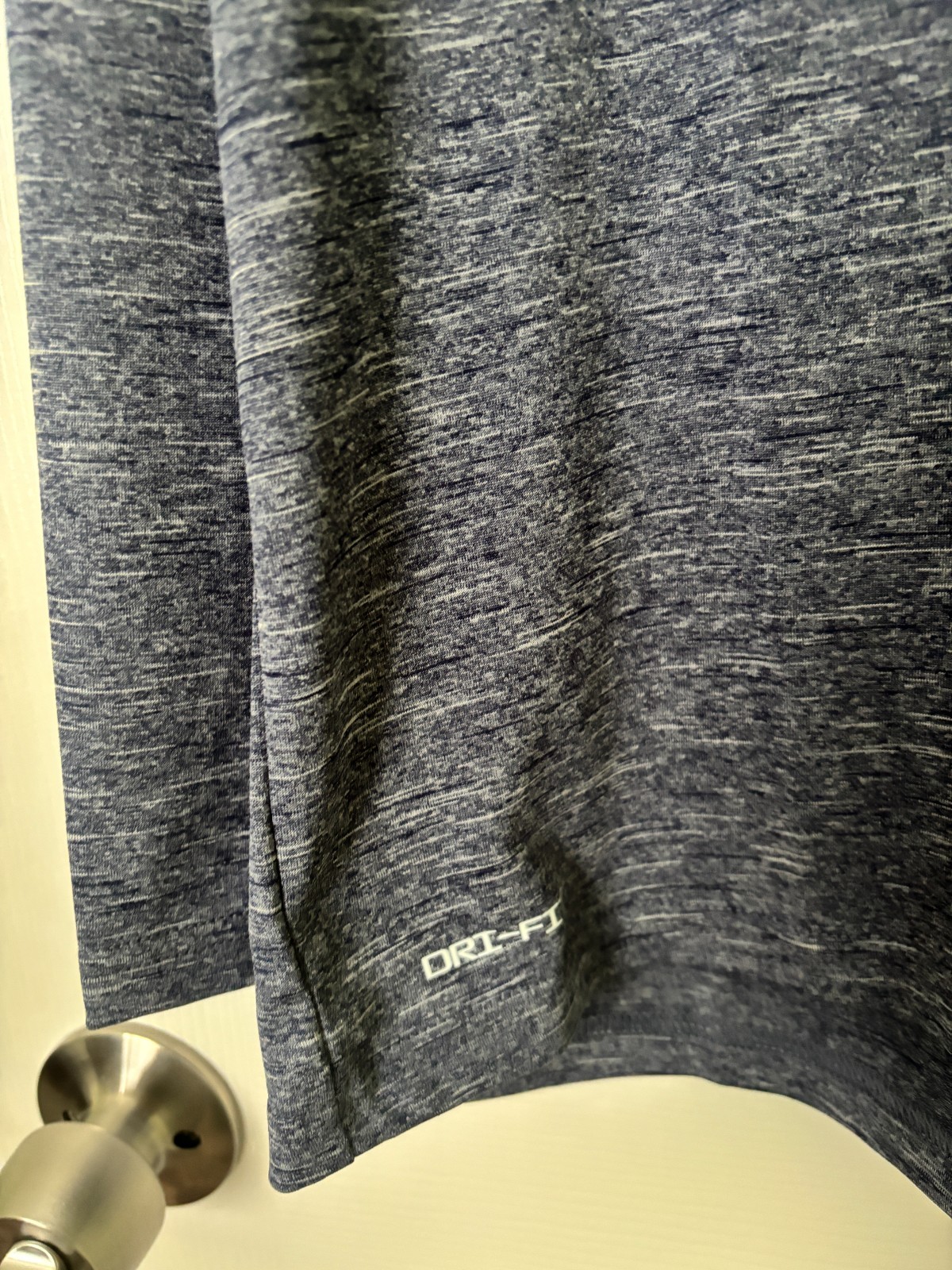 Nike Dri-Fit Long Sleeve Shirt Men’s Gray New with Tags Size Large
