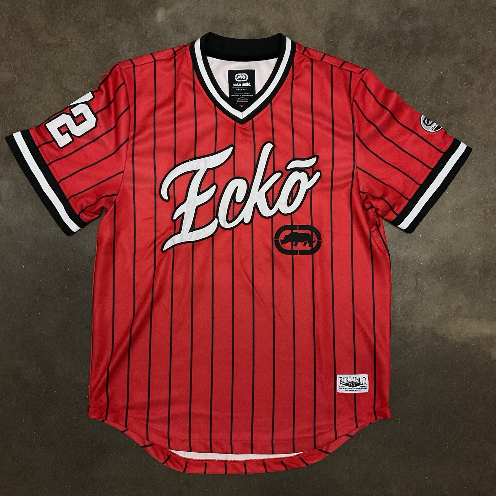 Marc Ecko Jersey T Shirt Mens S Red Black Vertical Stripe Heavy Fabric Print