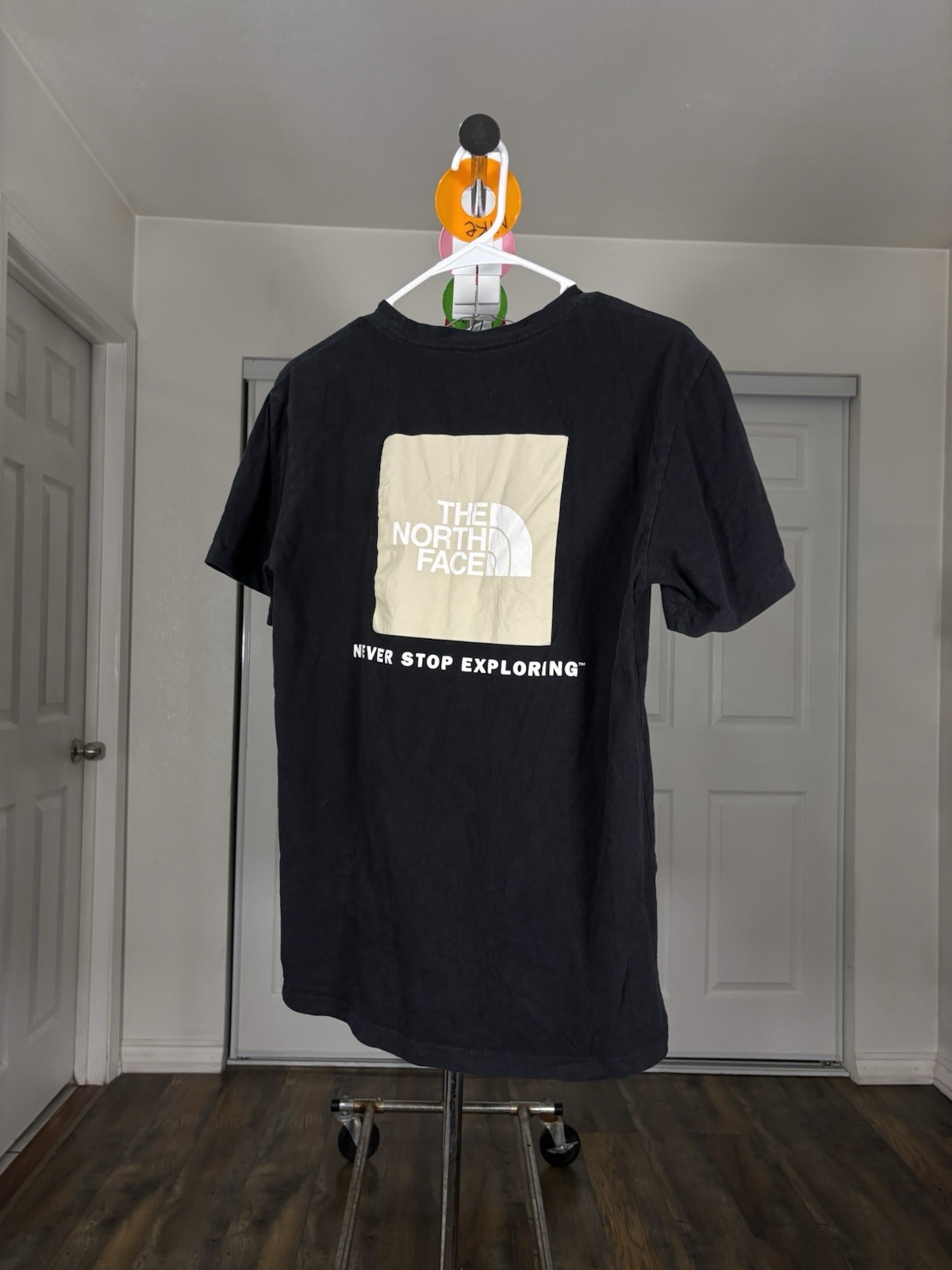 The North Face Graphic Logo Men’s Black Short Sleeve Crew Neck T-Shirt Size S