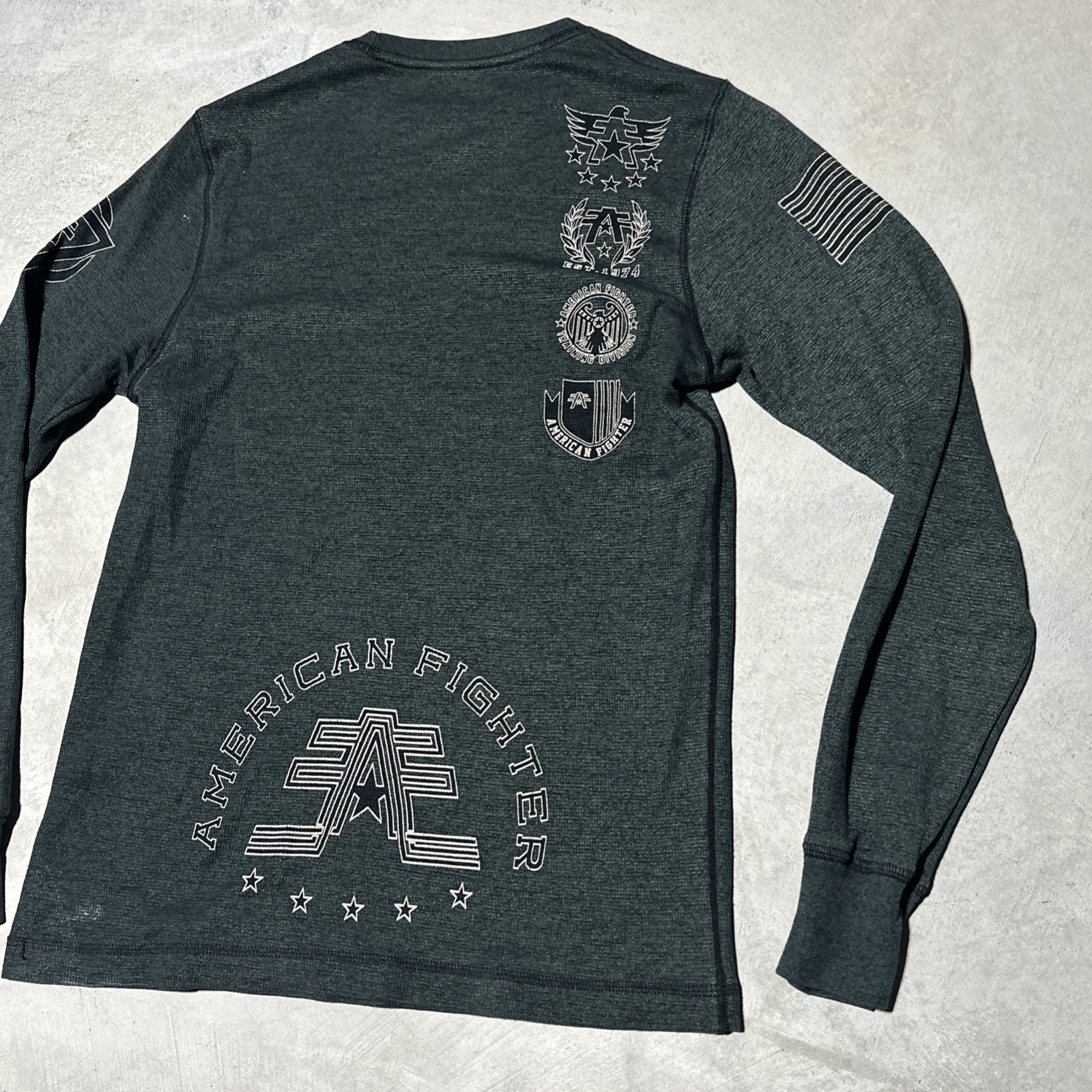 American Fighter Men Shirt M Green Graphic Geometric Logo Activewear Long Sleeve