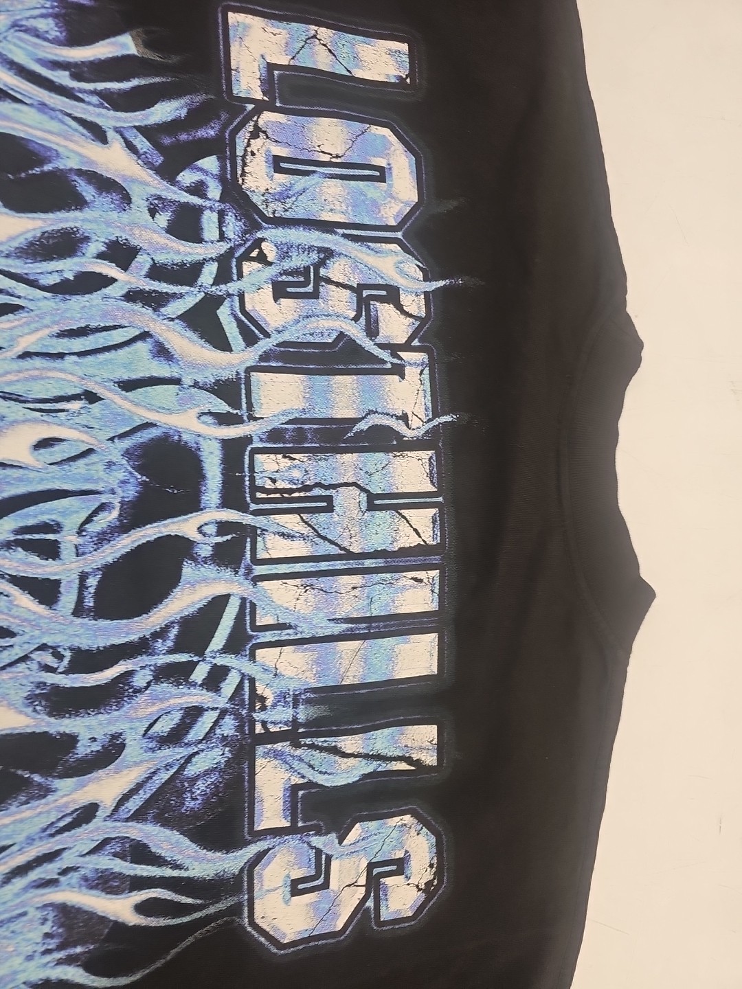 LOST HILLS LOGO FRONT AND MIRROR STYLE LGO BACK BLACK MEN’S LG (OS) FIRE 🔥 🔥