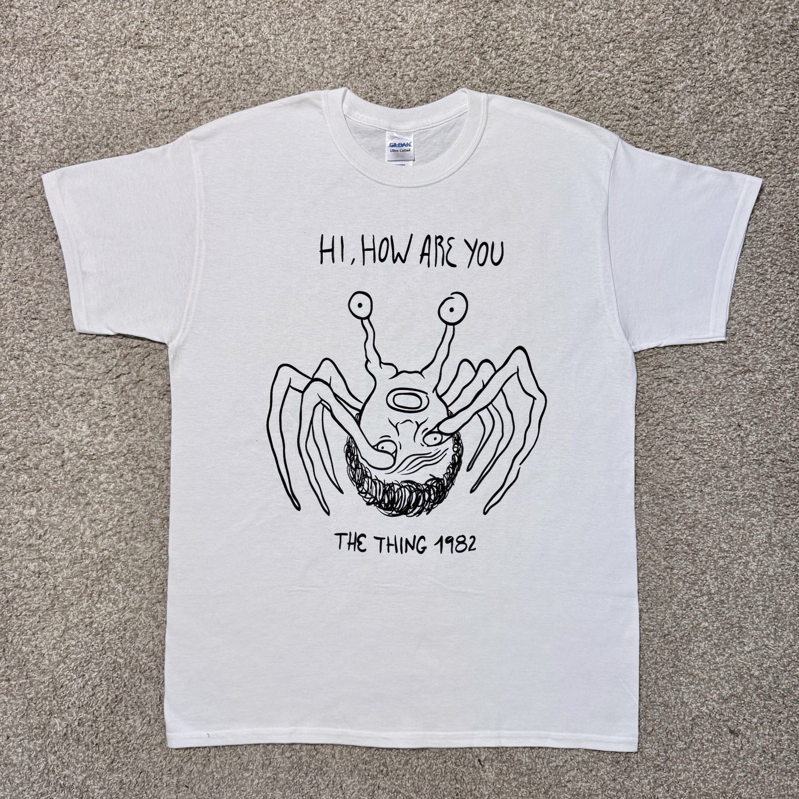 2010’S THE THING X DANIEL JOHNSTON HI HOW ARE YOU SHIRT SZ L Band Movie Tee