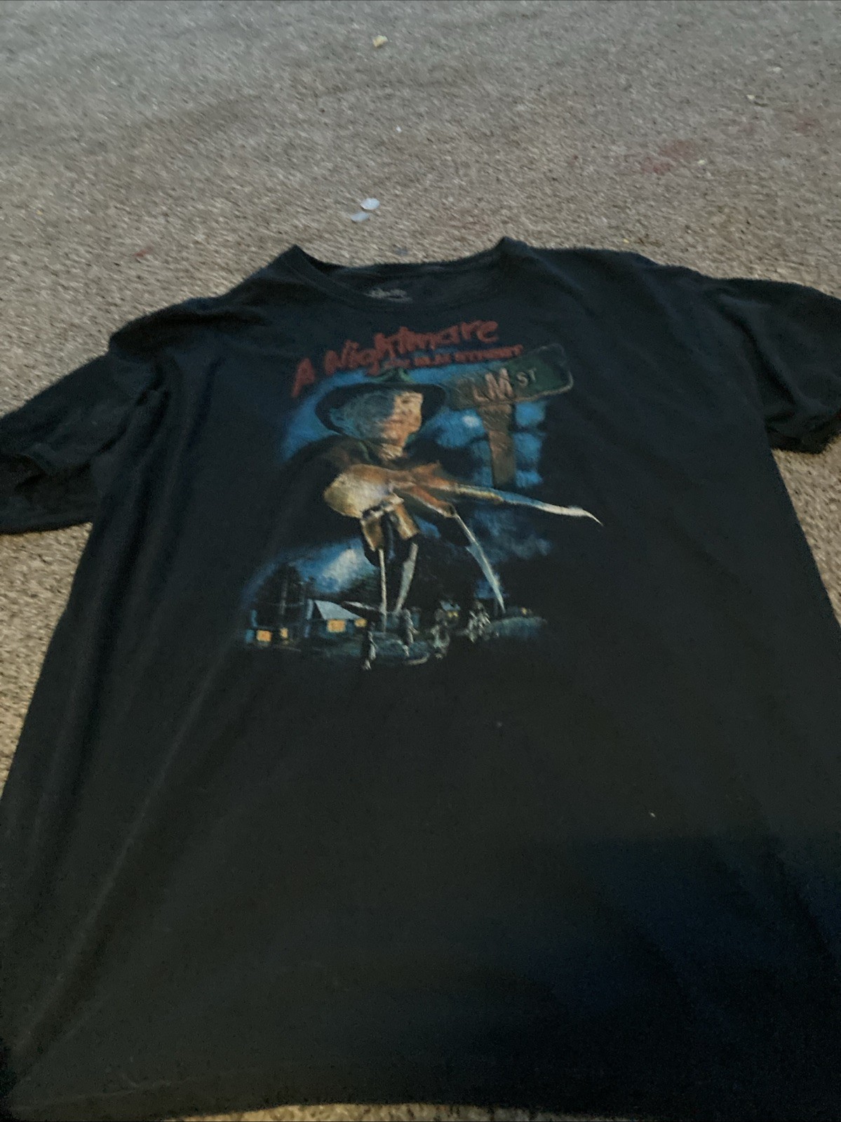 A Nightmare On Elm Street Black T-Shirt red blue green black size L