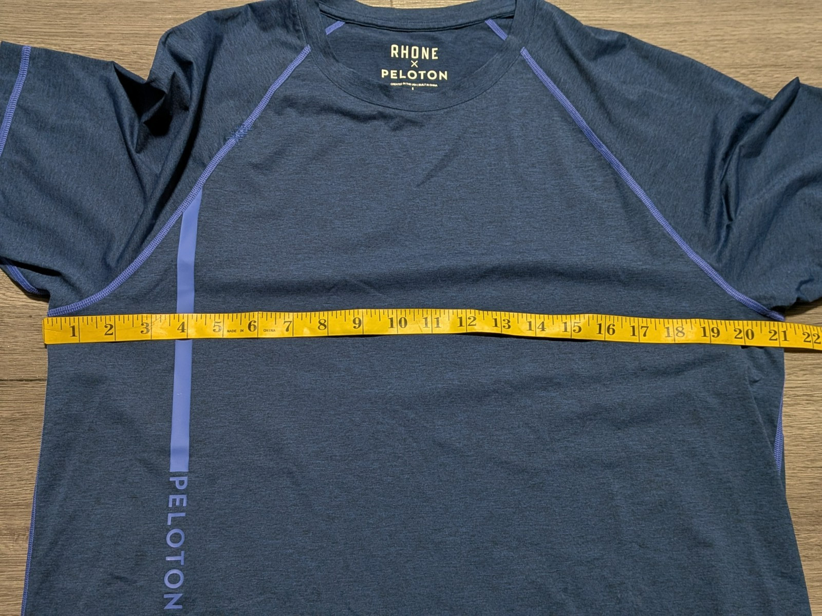 Rhone X Pelaton Men’s Blue Athleisure Performance Reign Shirt Size Large