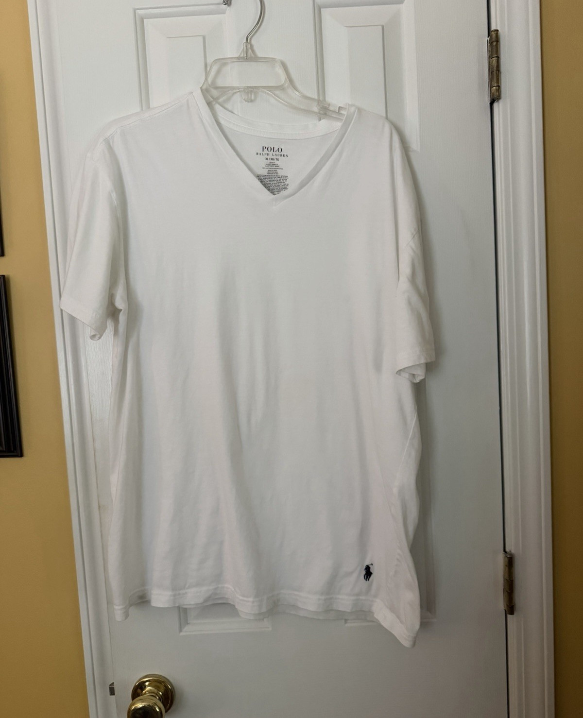 Polo Ralph Lauren Men’s XL White V-Neck Short Sleeve Slim Fit Logo Tee