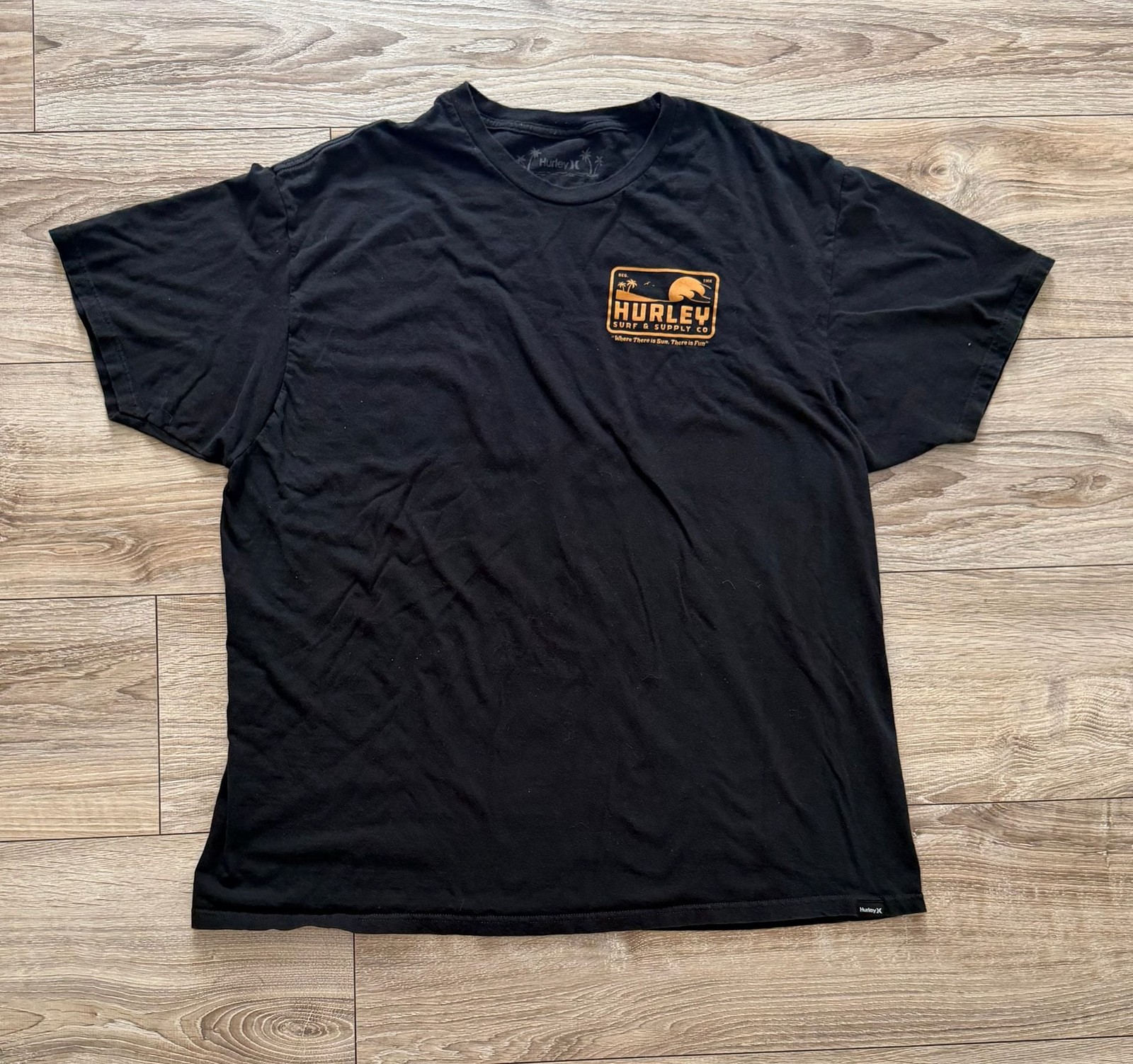 Hurley Surf and Supply Graphic T-Shirt XXL Black