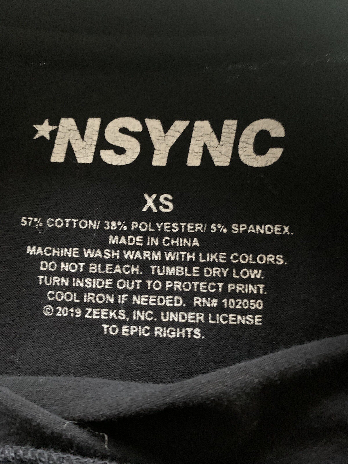 *NSYNC “No Strings Attached” Men’s Black Graphic T-shirt On *NSYNC Label Sz XS
