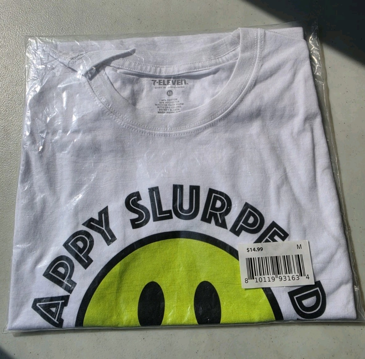 NEW 7-Eleven, 7-11 Tee Shirt WHITE Neon SLURPEE LOGO Graphic Men’s MEDIUM M