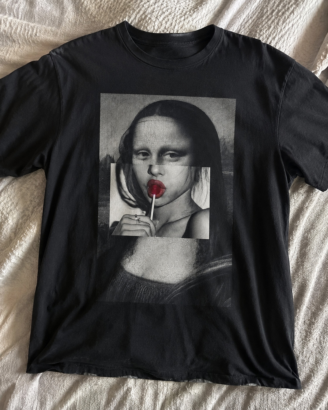 Mona Lisa Pop Art Graphic Tee, Modern Aesthetic Portrait Lollipop Art Shirt