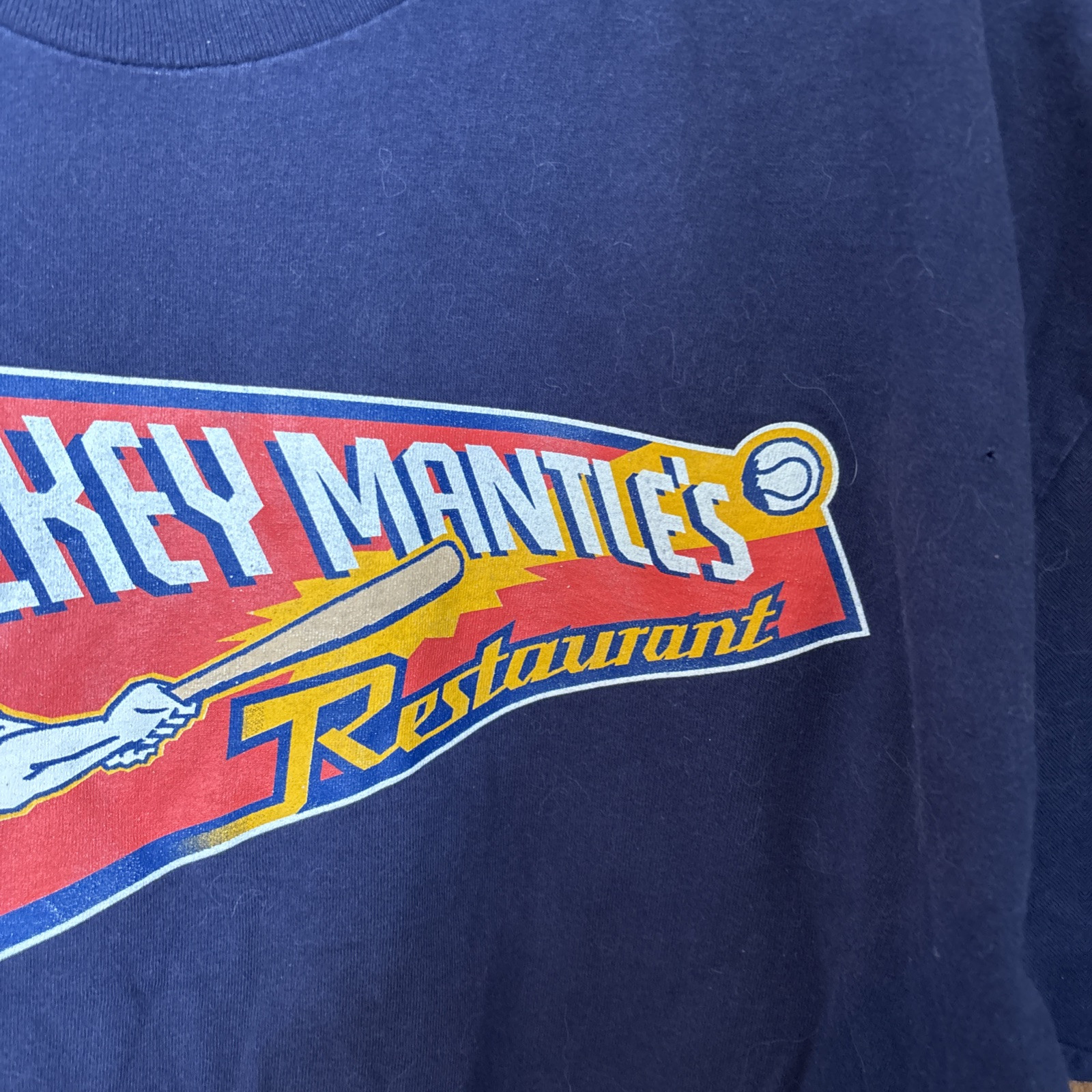 NY Yankees Mickey Mantle’s Restaurant size X Large Blue Gildan EUC