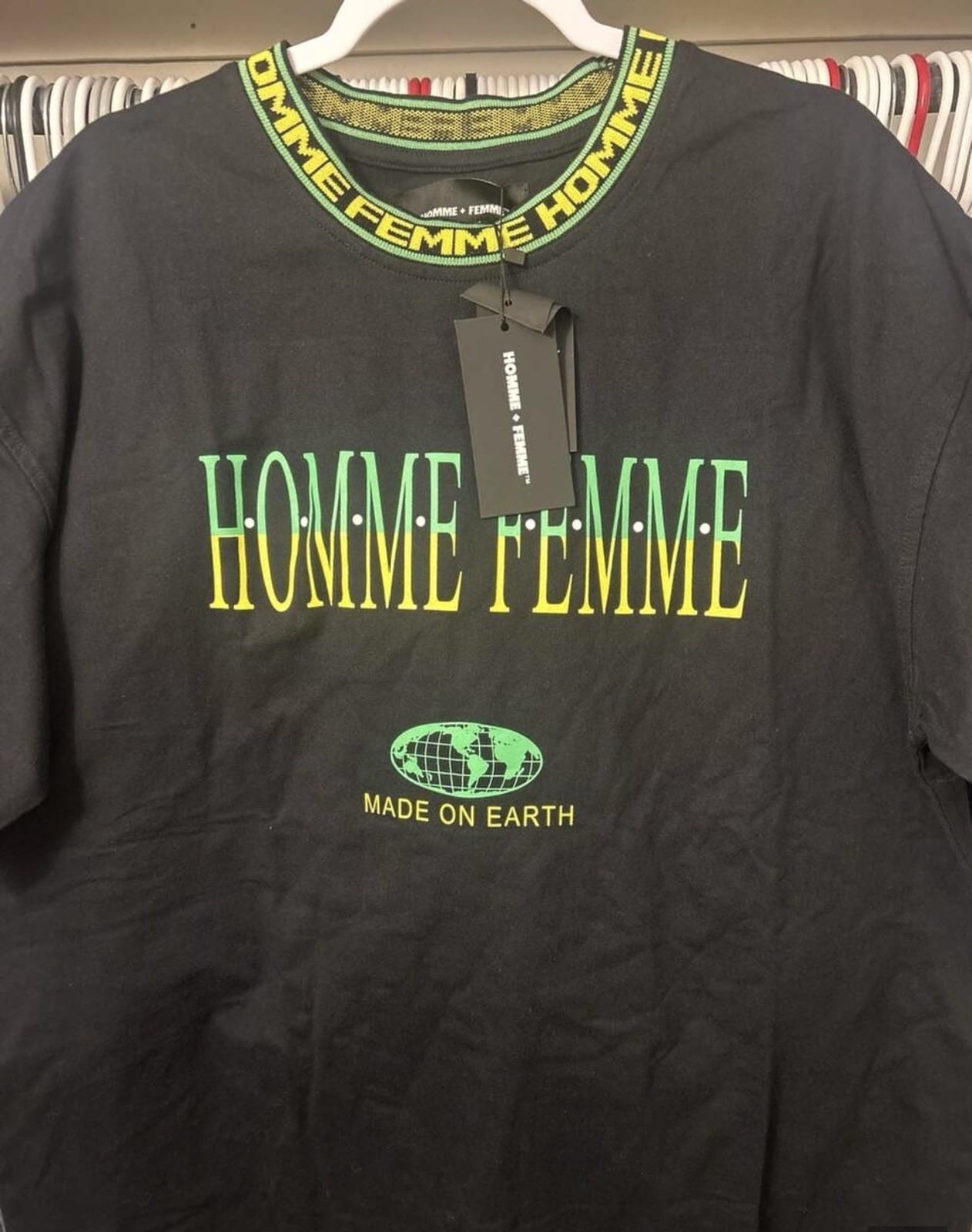 Homme + Femme Made on EarthLogo Ribbed Collar T-Shirt