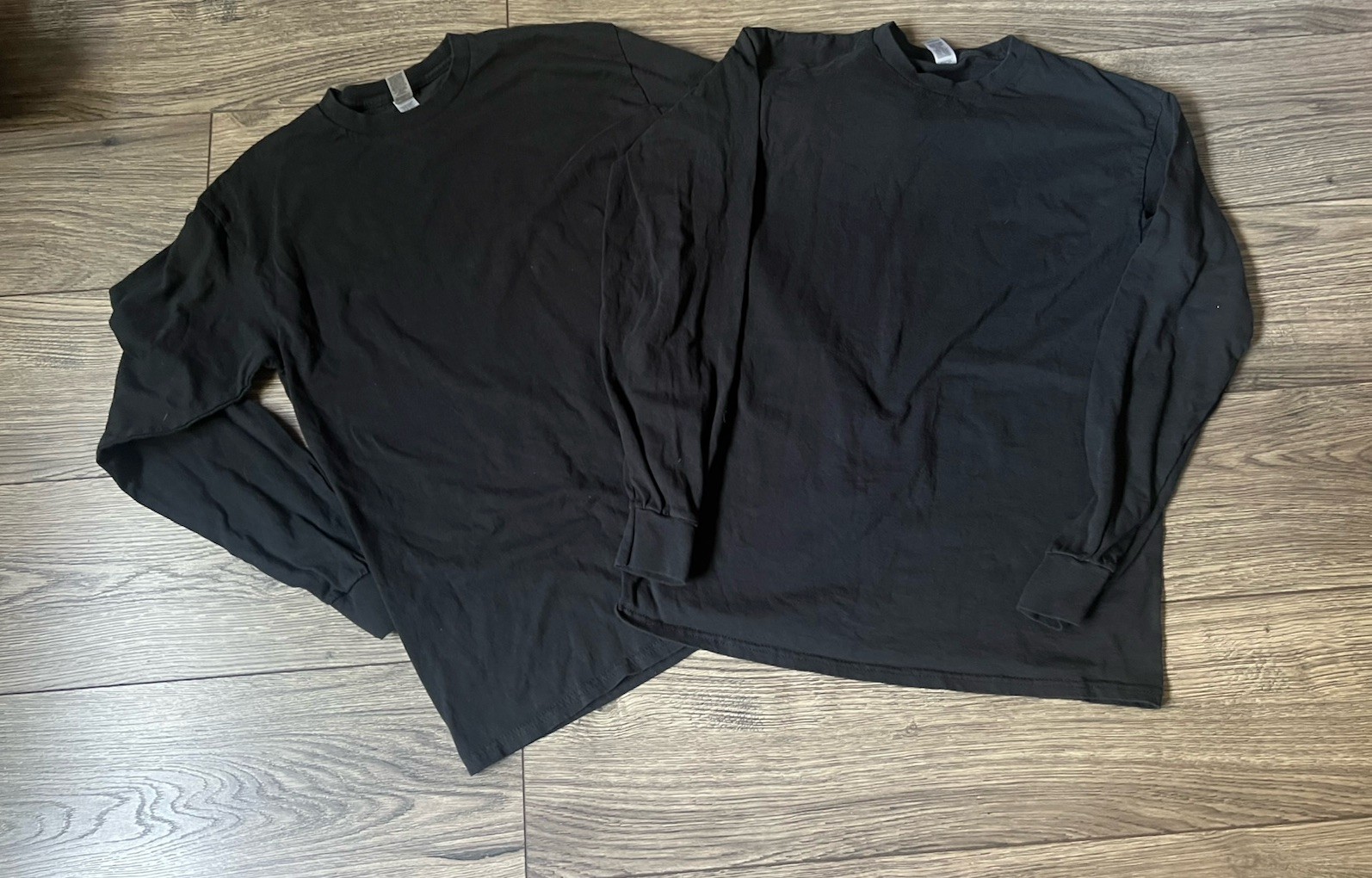 GILDAN 2 MEN’S BLACK LONG SLEEVED T SHIRTS