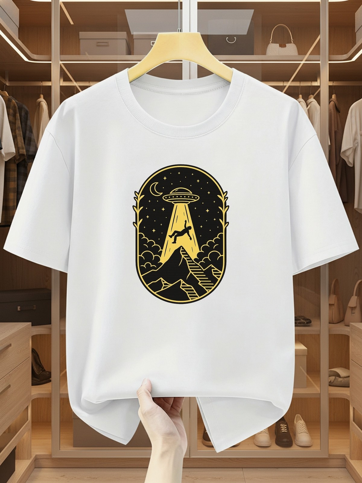 Men’s Alien UFO and Hiker Print Round Neck Short Sleeve T-Shirt