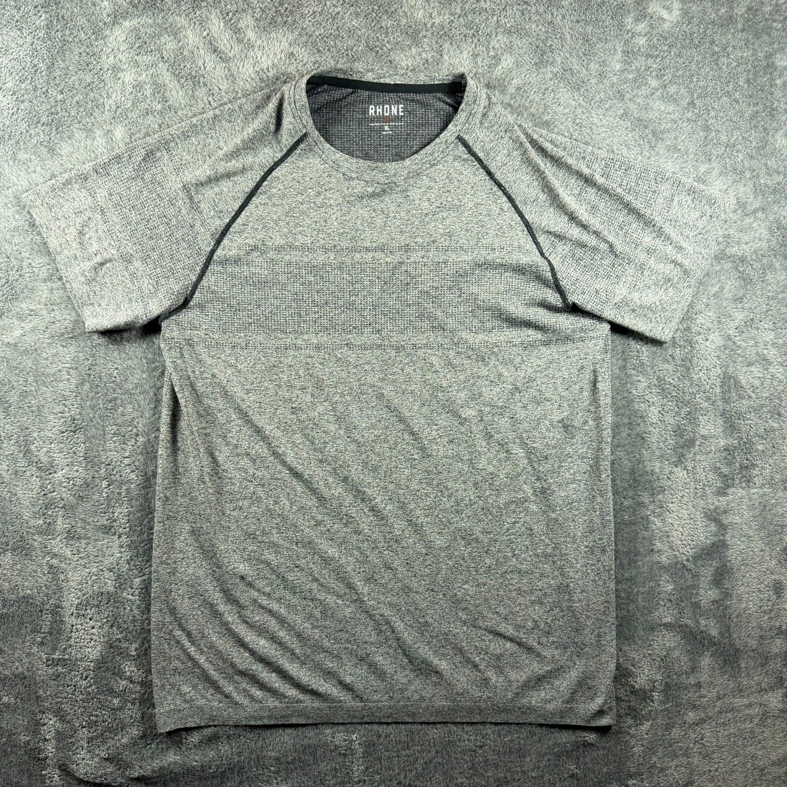 Rhone Shirt Mens XL Gray Performance Moisture Wicking Gym Tee