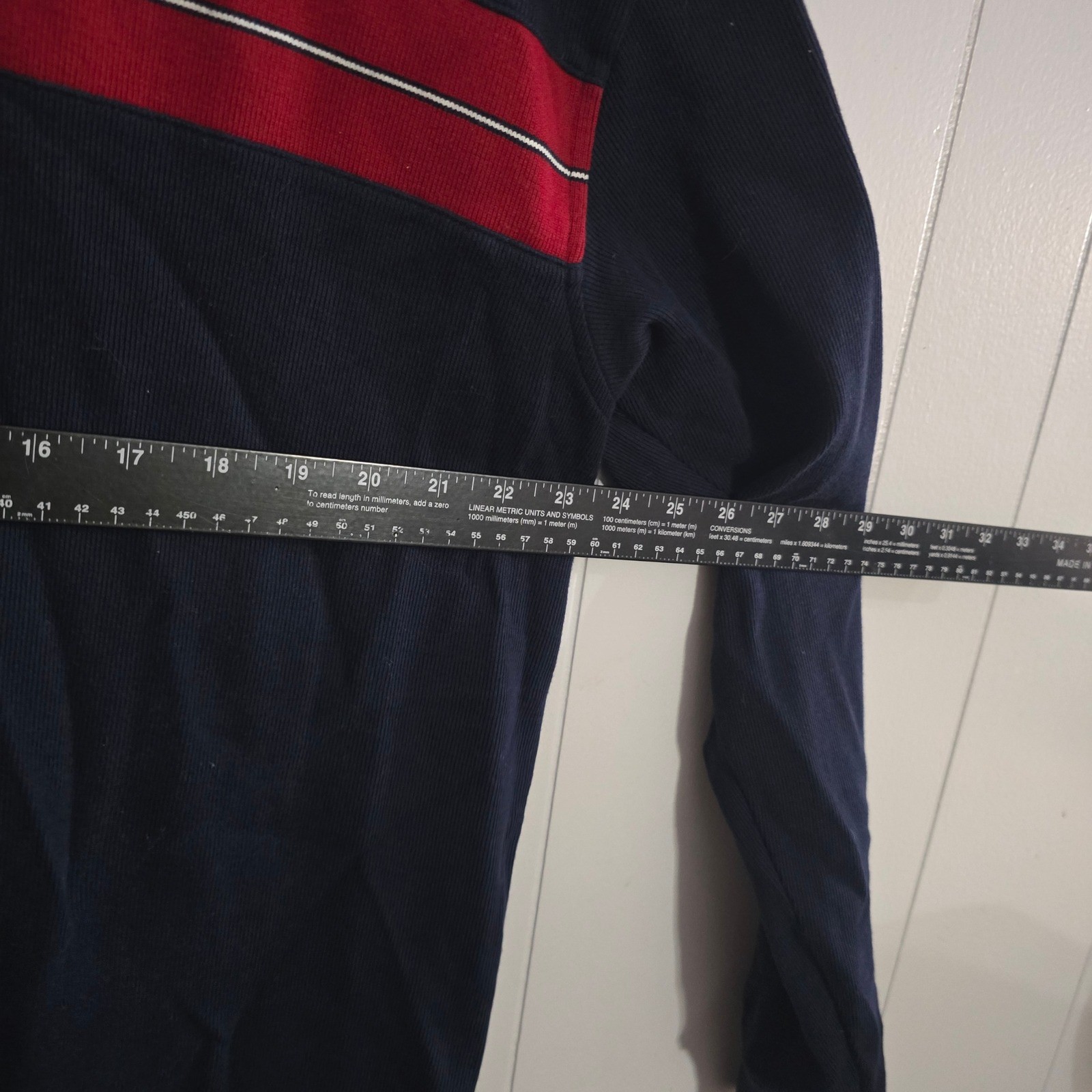 Tommy Hilfiger Long Sleeve Shirt Mens XL Navy Blue Red Stripe Ribbed V-Neck
