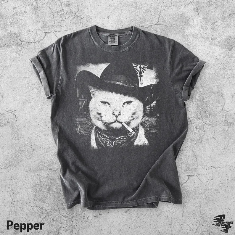 Western Outlaw Cat Cowboy Hat Comfort Tee Funny Animal
