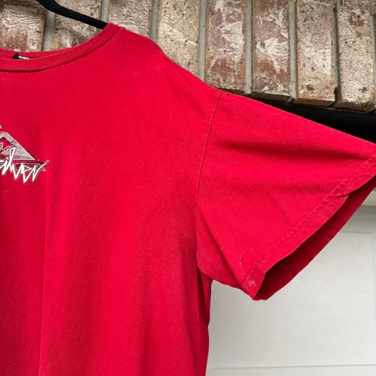 RED 00s QUIKSILVER “TORONTO” GRAPHIC TEE