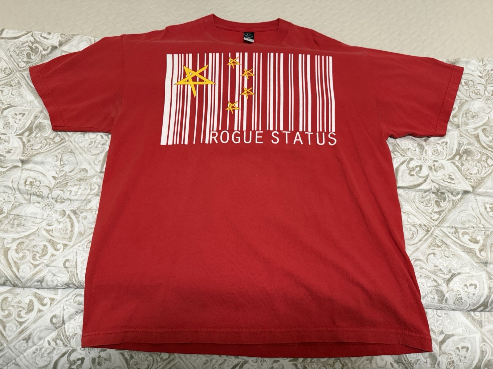 Rogue Status Barcode Men’s t-shirt VINTAGE RARE Red Y2k Street Wear Size XL