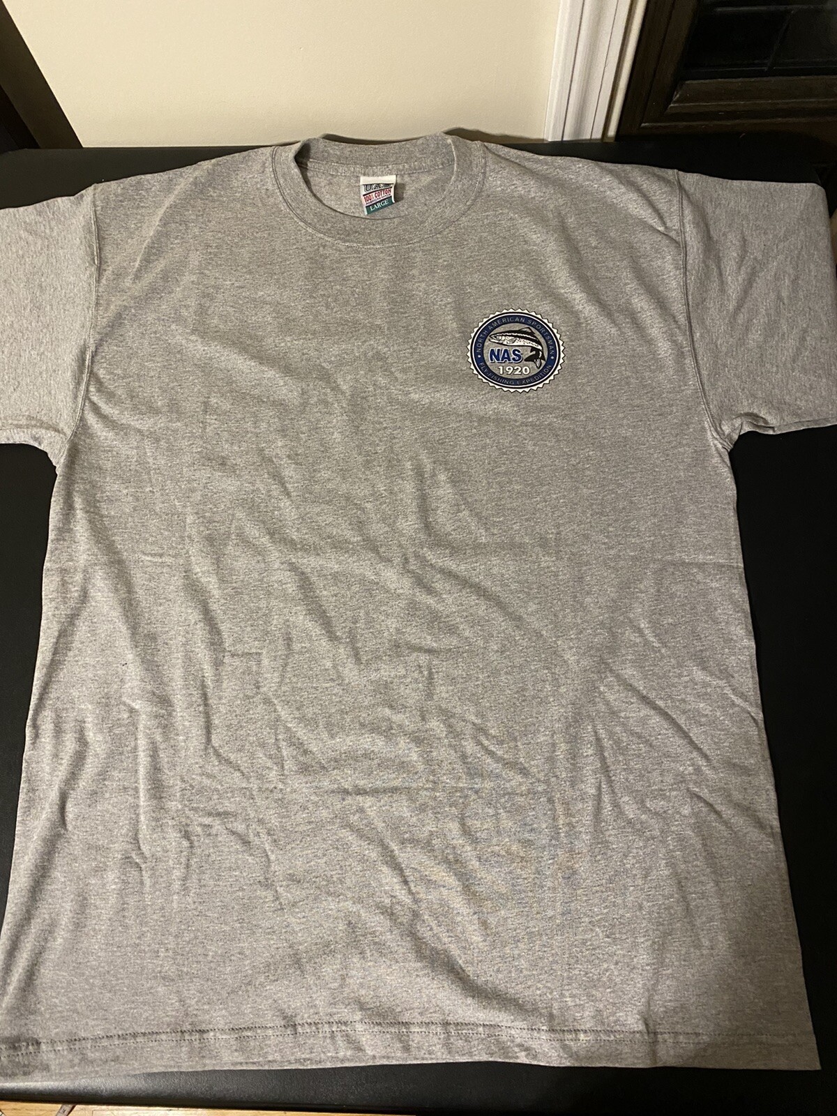 Vintage Mens American Sportsman Fishing North American Hunter T Shirt L