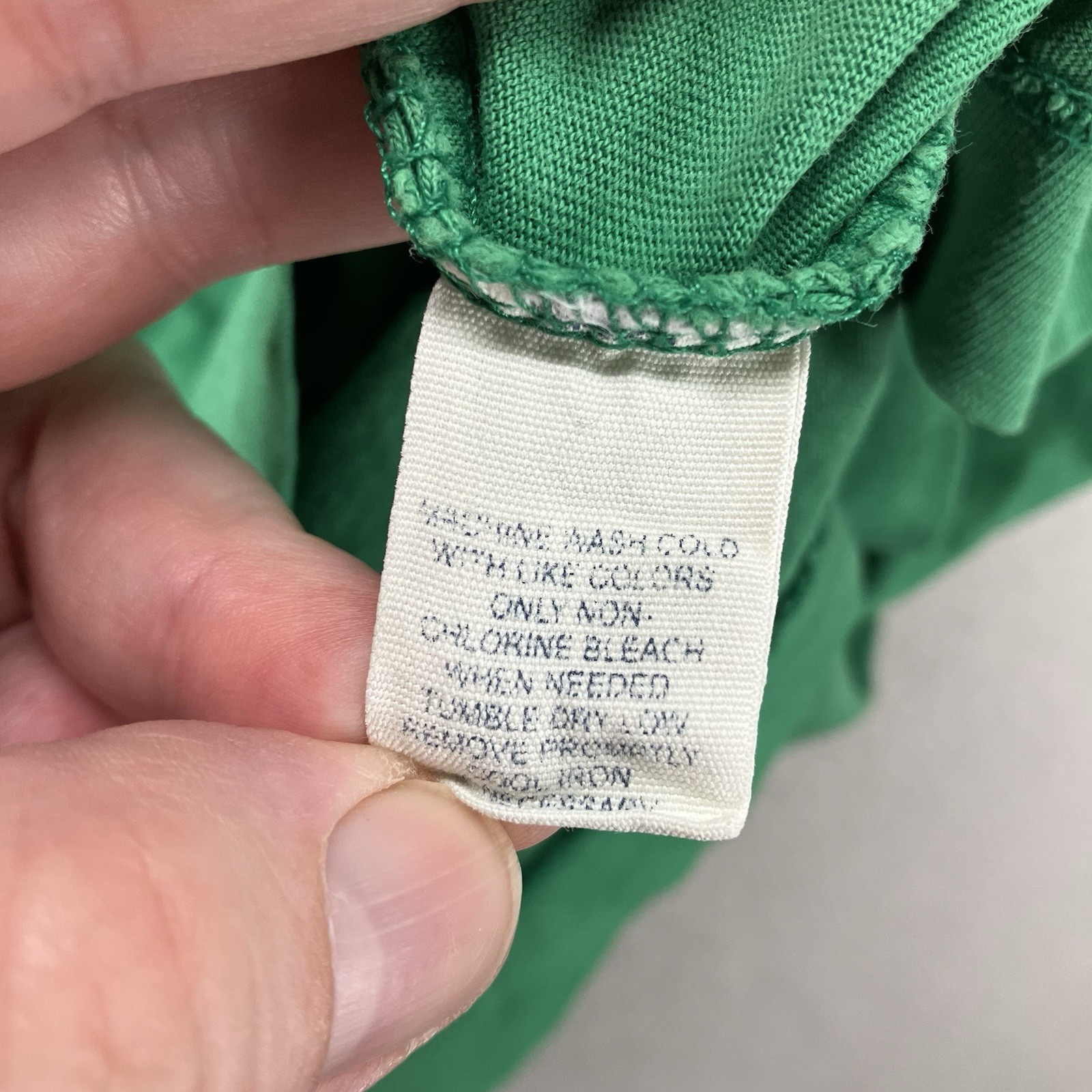 Retro Vintage American Eagle Outfitters Pocket Tee Large Single Stitched Thin