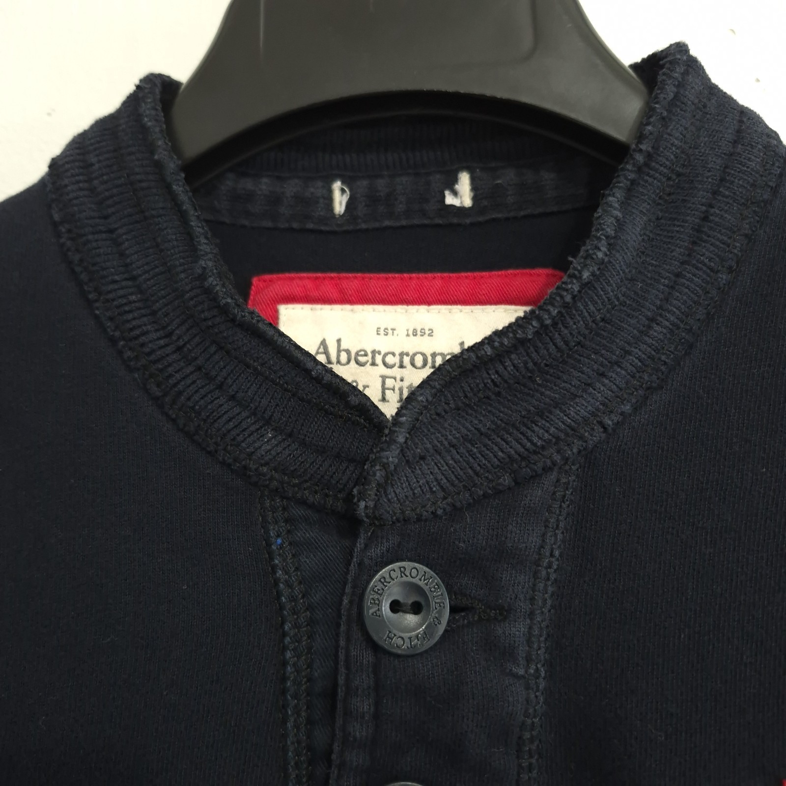 Abercrombie & Fitch Men Small Navy Blue Long Sleeve Henley Shirt Red Moose Logo