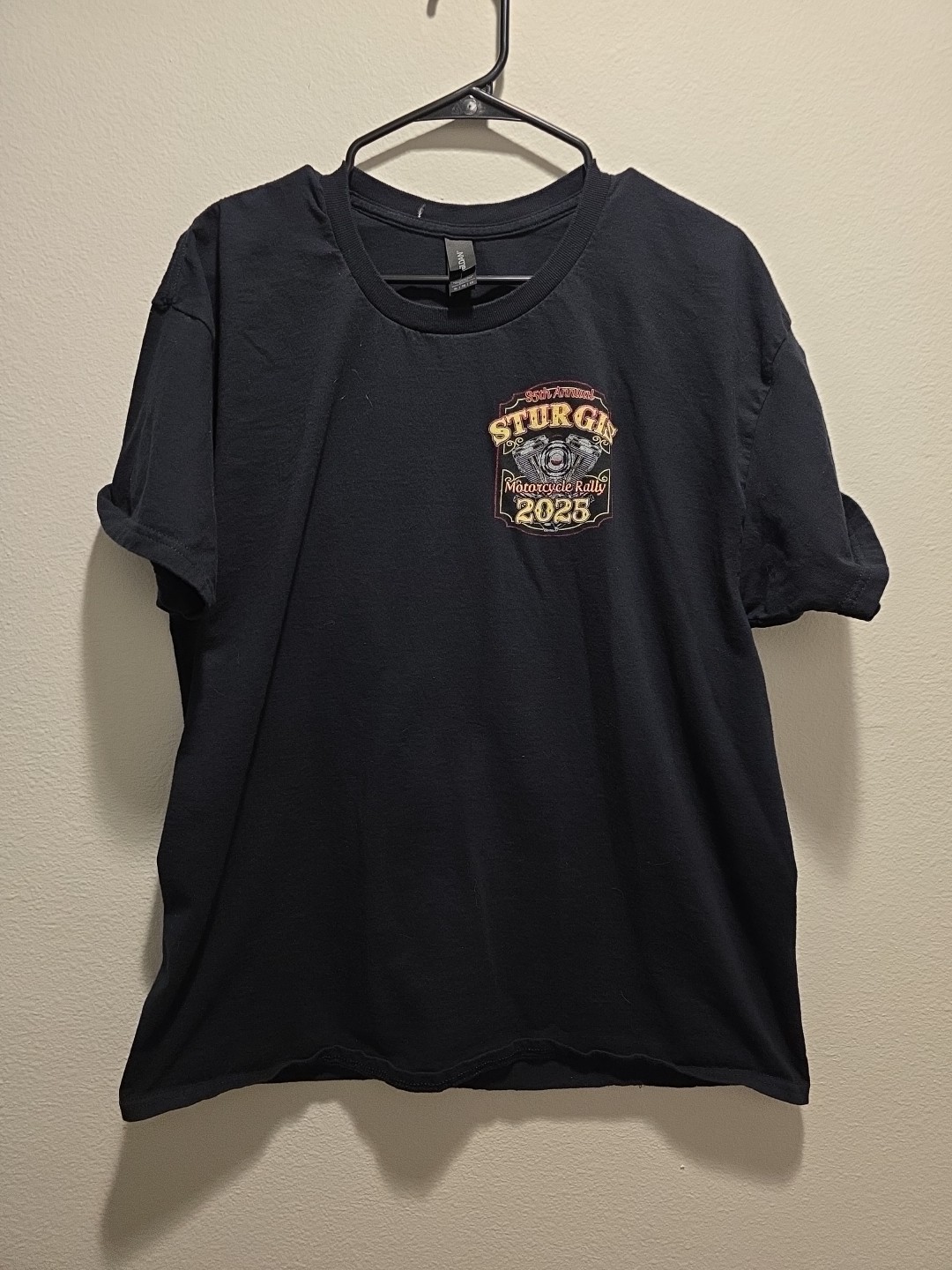 2025 Sturgis Motorcycle Rally Engine Emblem T-Shirt No Harley XL B6