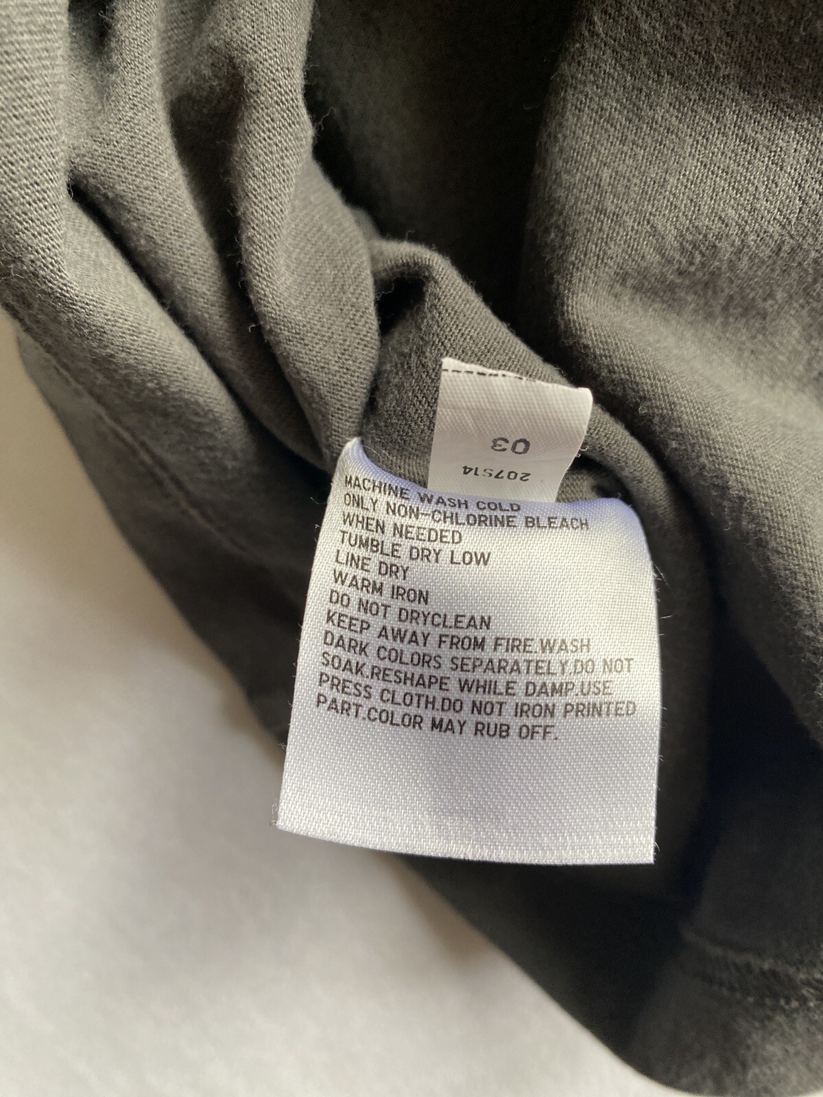 Uniqlo X Steve Harrington Mickey & Friends UT – USED Medium 08 Dark Gray