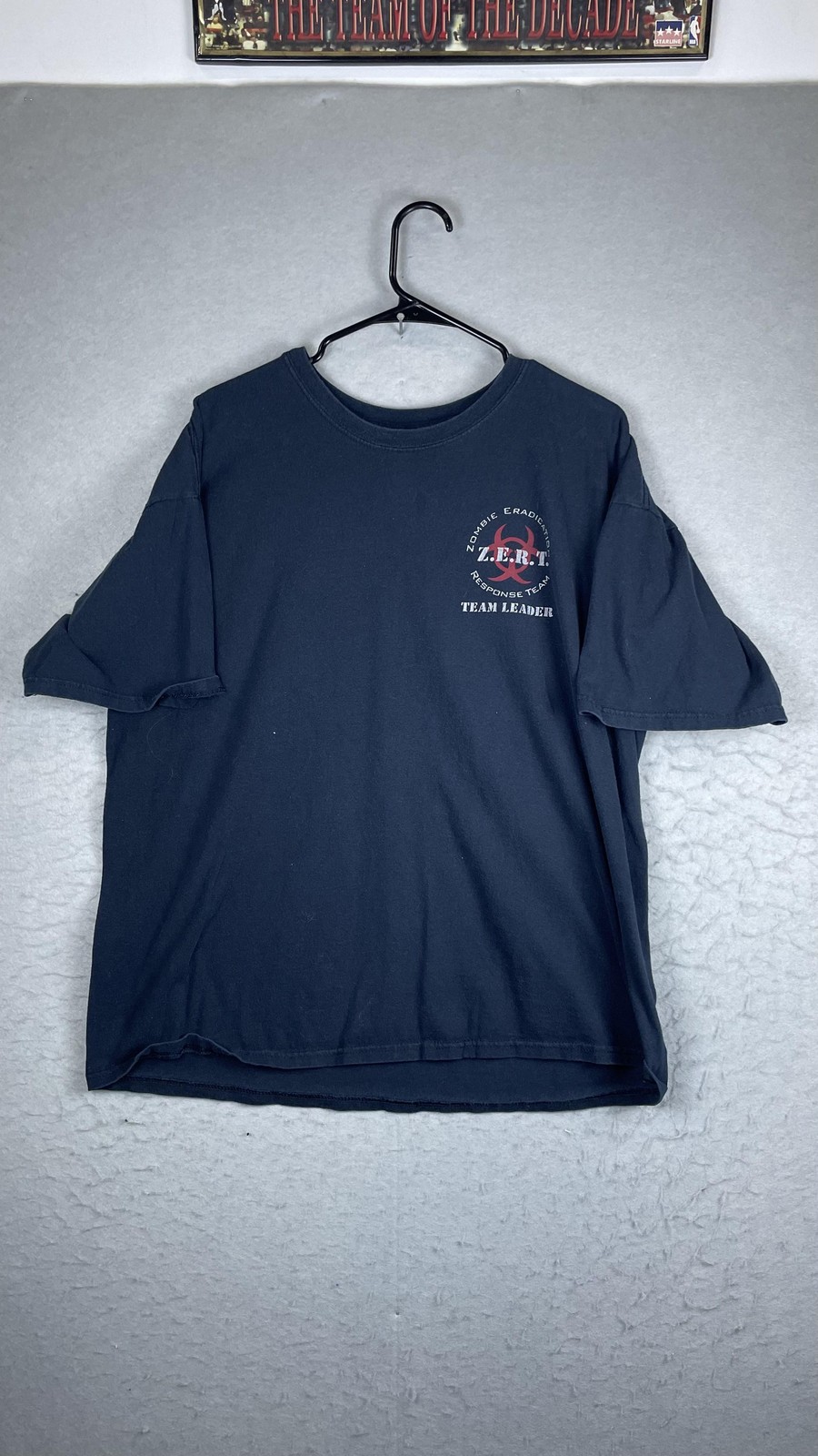 Gildan Shirt Mens XL Blue Zombie Eradication Response Team Leader Graphic Tee