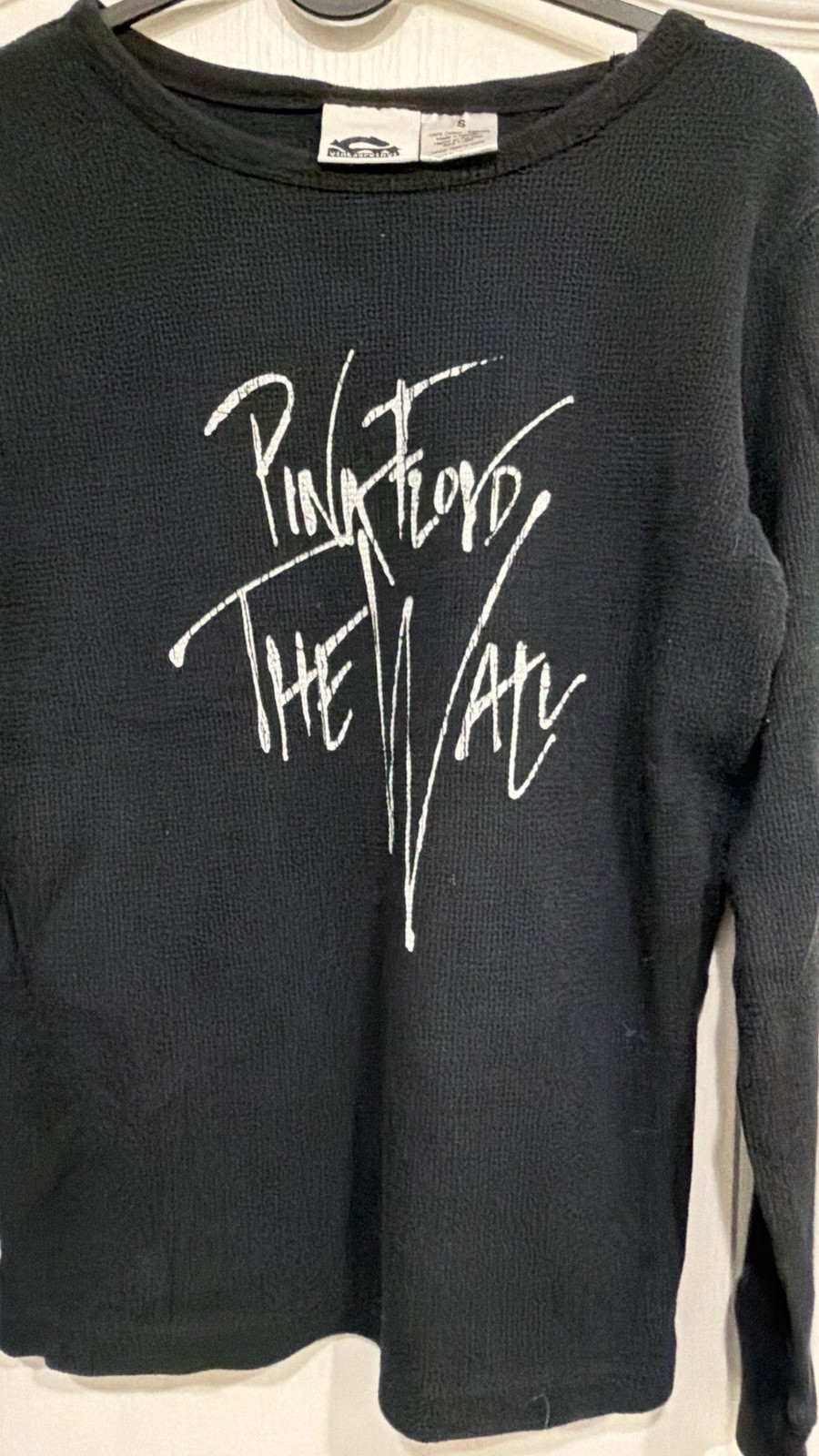 Vintagevinyl Pink Floyd The Wall Men’s Black Long Sleeve Crew Neck Tee, S