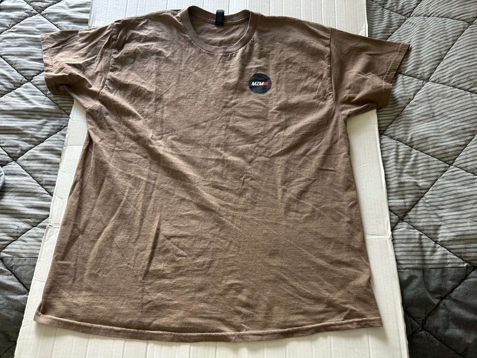 AUDI QUATTRO MZM SIZE XL BRN SHORT SLEEVE T-SHIRT. SEE DESCRIPTION