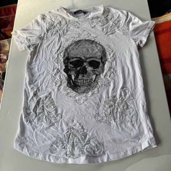 Breezy Premium White Skull Rhinestone Embellished Graphic T-Shirt Rock Grunge