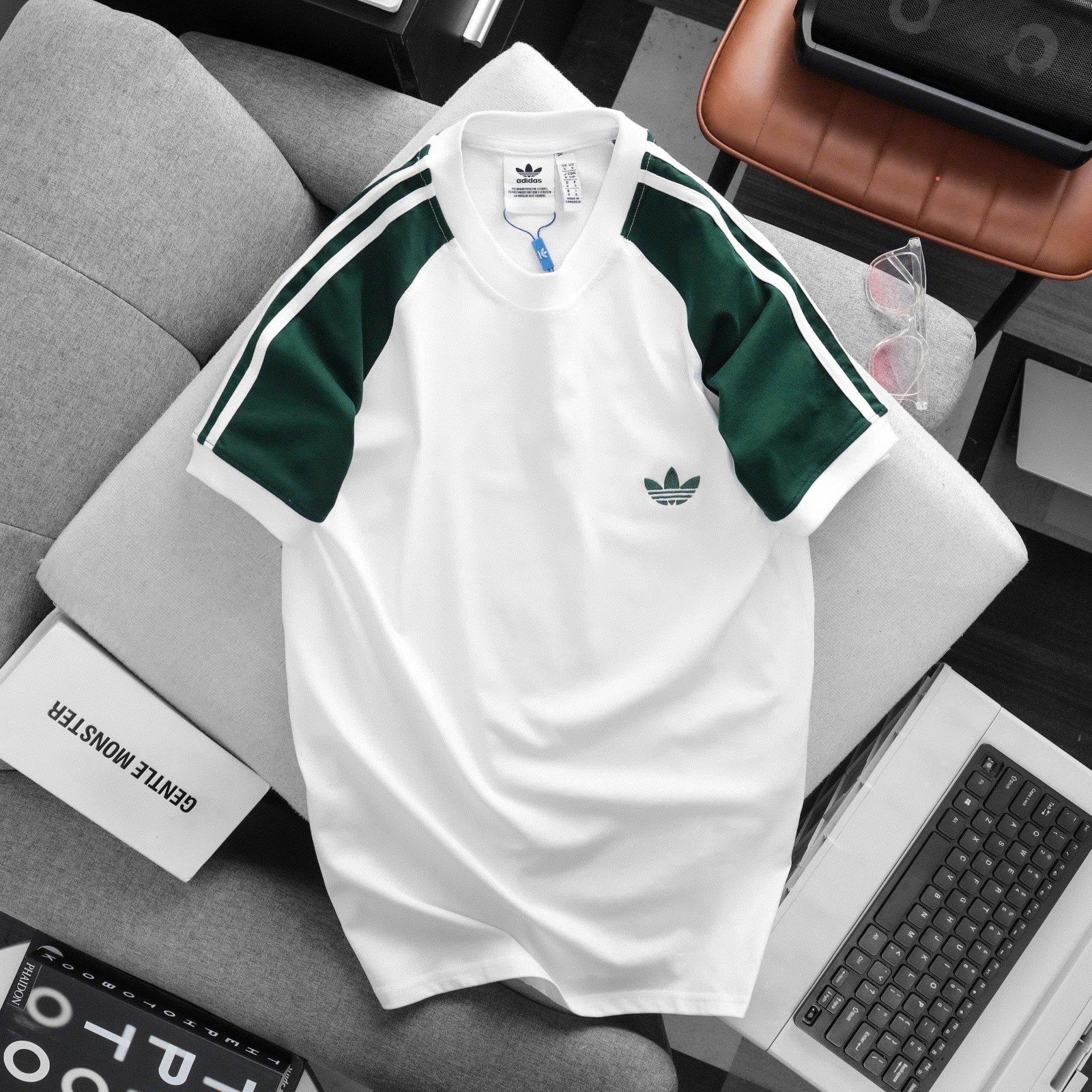 ADIDAS ORIGINALS 3-STRIPES CALIFORNIA Retro Trefoil TEE SHIRT ~ GREEN WHITE
