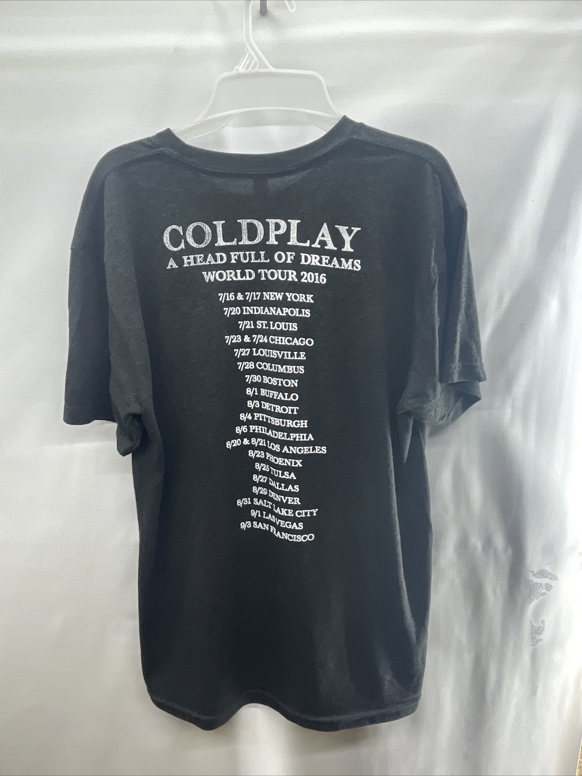 2016 COLDPLAY “A Head Full of Dreams” Concert Tour T-Shirt CHRIS MARTIN Small