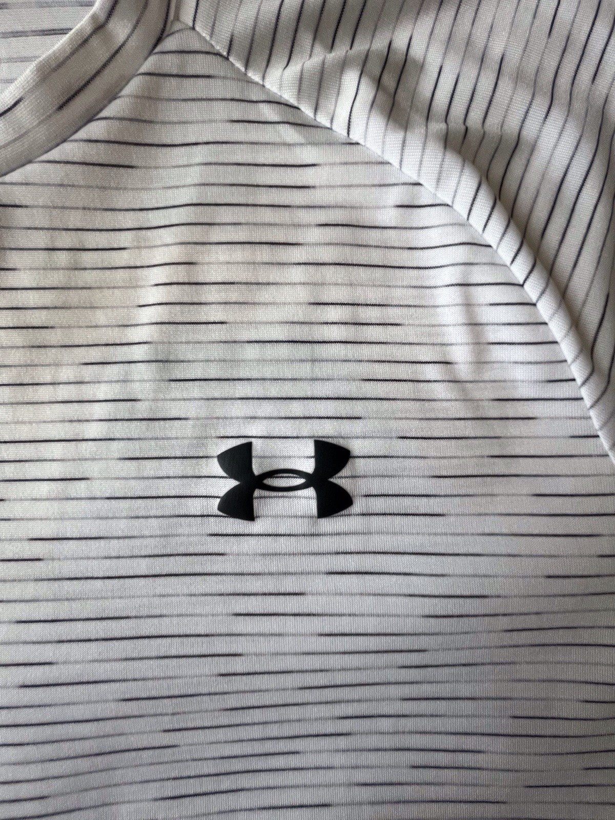 Under Armour UA Tech 2.0 Dash Stripe Crew Neck Short Sleeve Size Medium