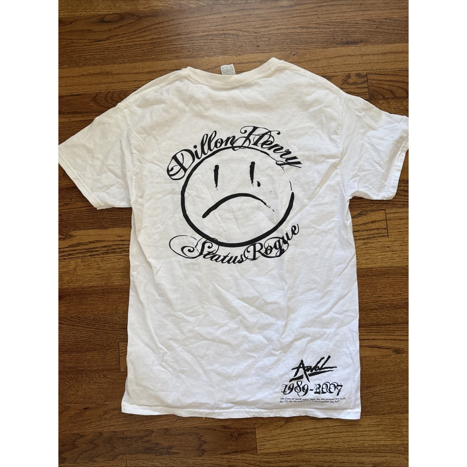 DillionBerry Status Rogue Smiley Face Graphic T-Shirt White Size M C22