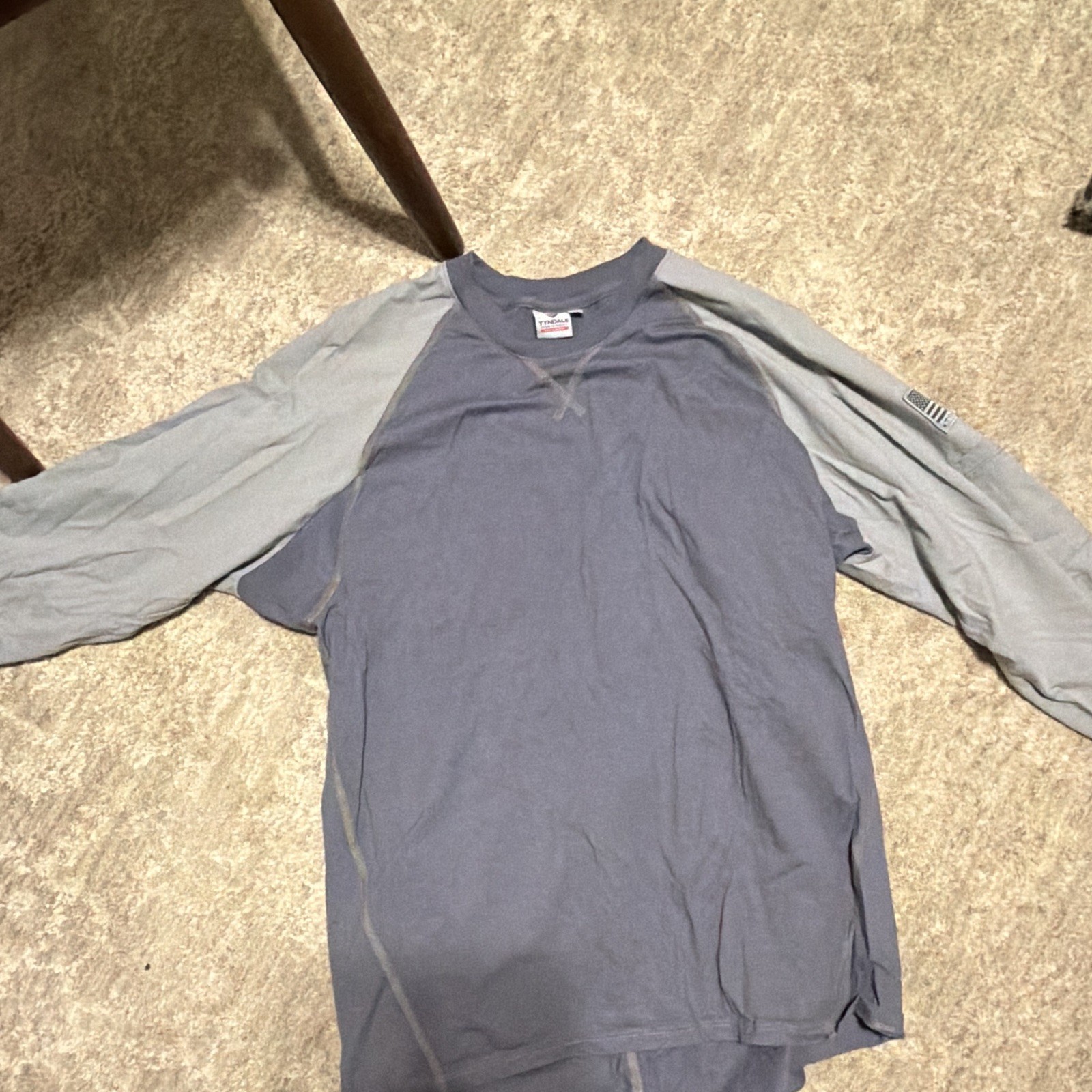 Tyndale Men’s Gray Colorblock Long Sleeve Crew Neck Cotton Knit T-Shirt MDRG