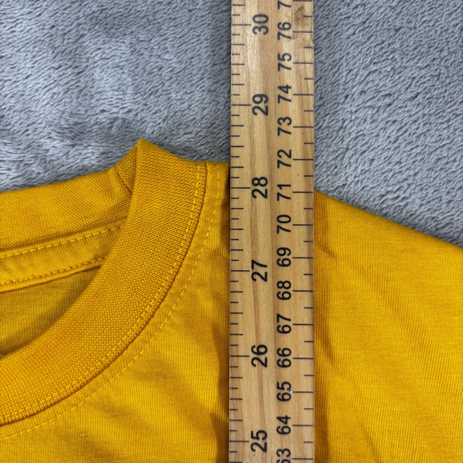 Swift Transportation T-Shirt Mens Medium Yellow Good Graphic Semi Trucker Tee