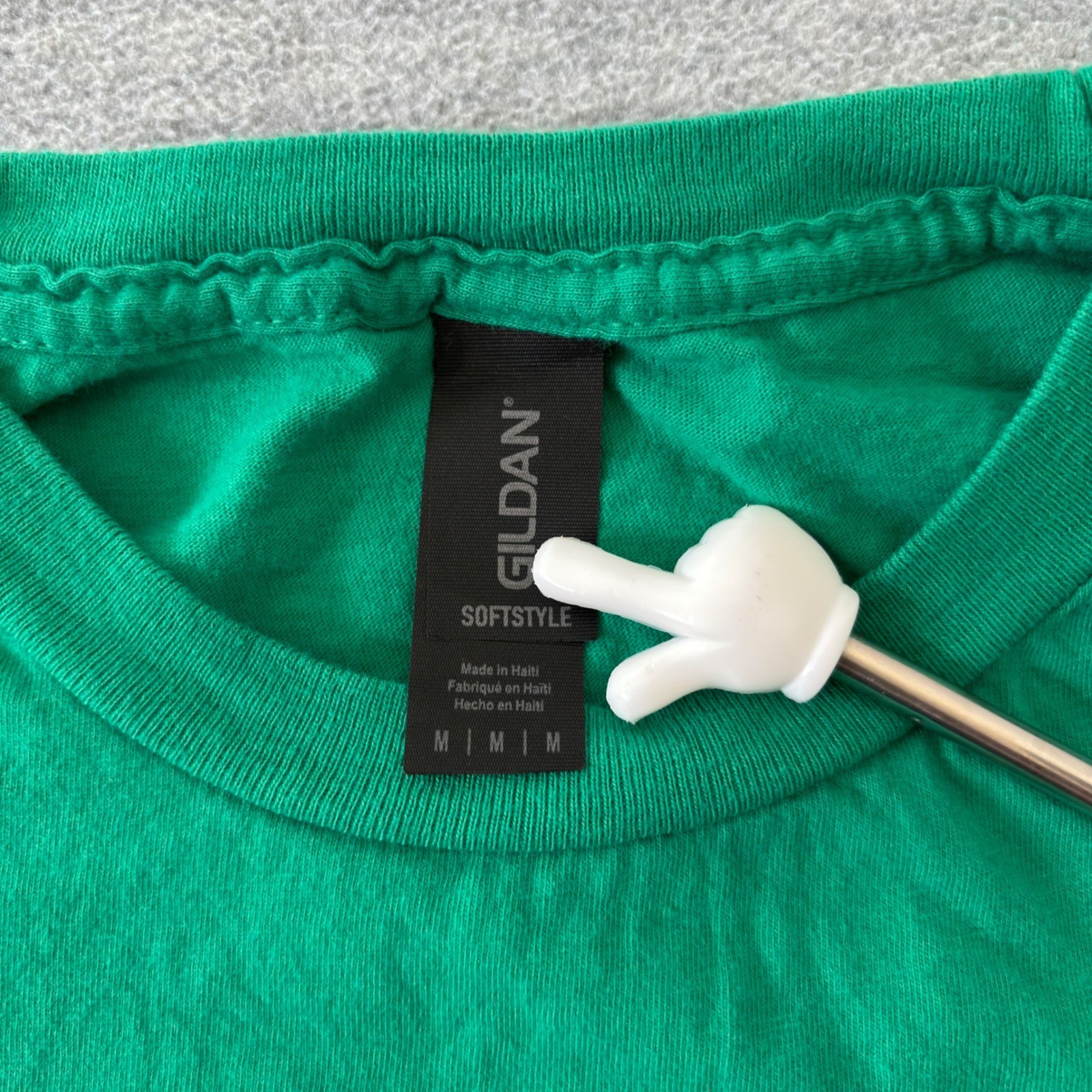 Proper No Twelve Irish Whiskey Green Graphic T-Shirt Men Medium Gildan Softstyle