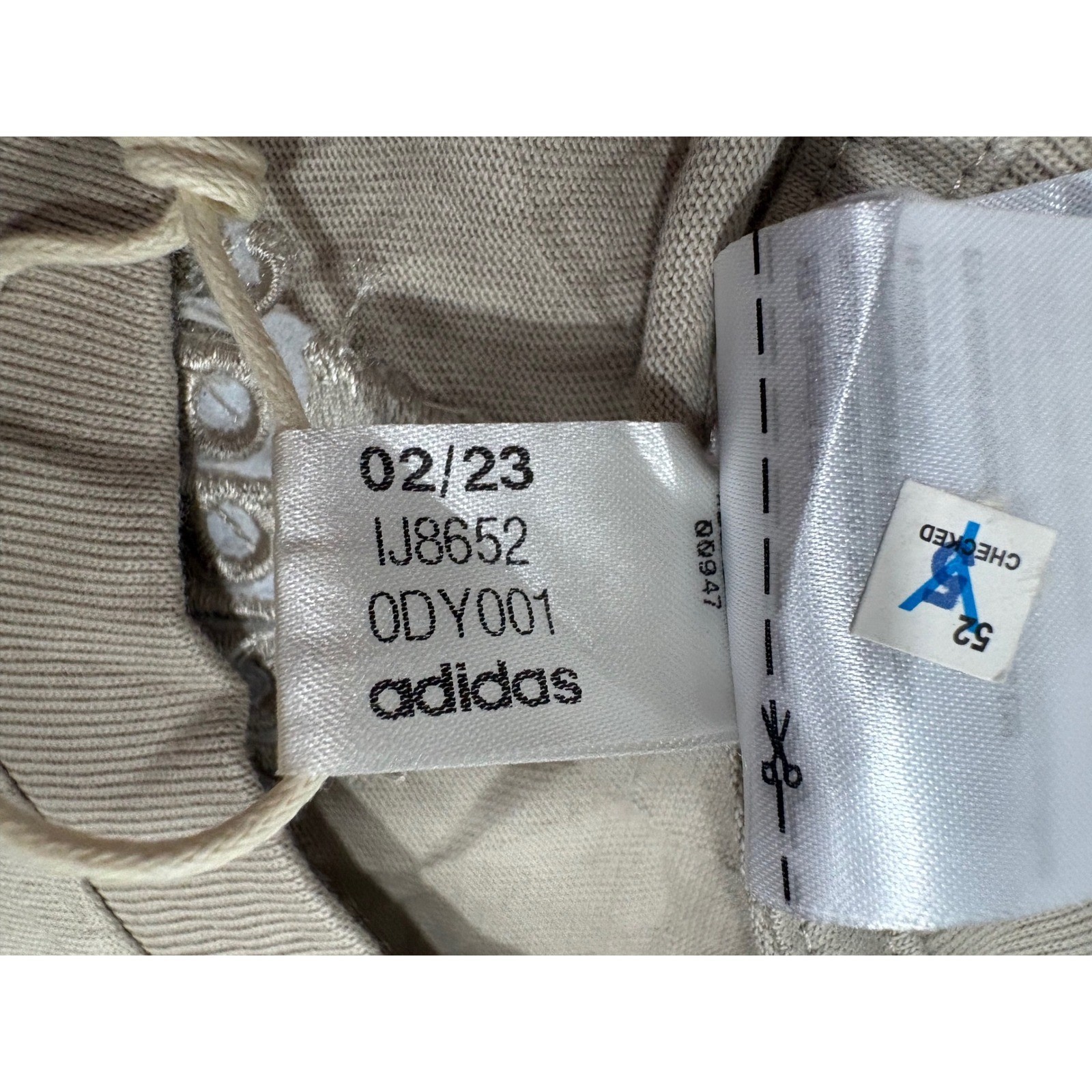 Adidas Mens Essentials Linear Logo T-Shirt Wonder Beige Teal IJ8652 Size S NEW