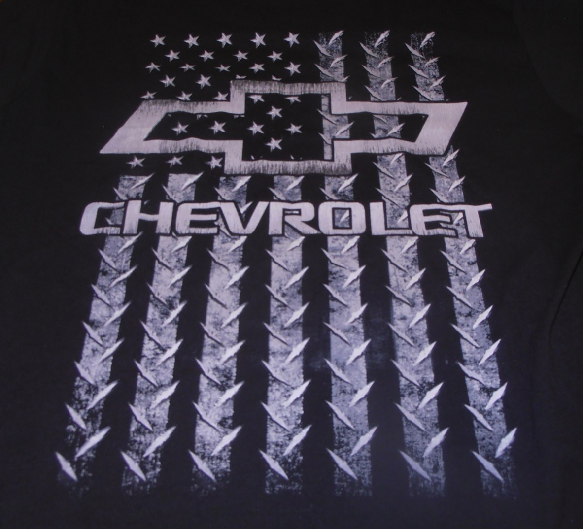 NWT- CHEVROLET “TIRE TRACKS USA FLAG” S/S BLACK T-SHIRT MEN’S 3XLT