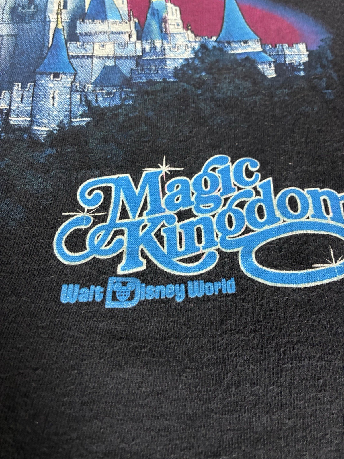 Disney Designs Vintage 80s Magic Kingdom Castle Graphic Black T Shirt L Fantasy