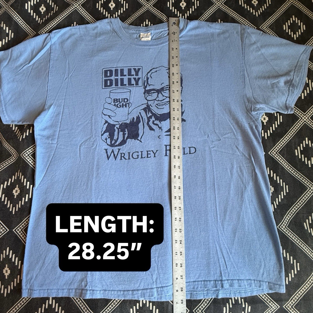HARRY CARARY Dilly Dilly Wrigley Field Bud Light Beer T-Shirt. XL Preowned NV