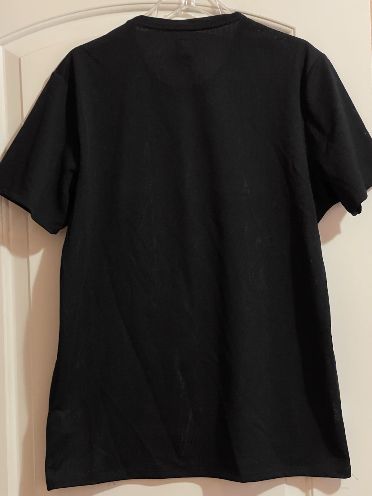 GUESS LOS ANGELES MEN CREWNECK , ZIPPER DETAIL, COLORFUL GRAPHIC PRINT~SHIRT Lg.