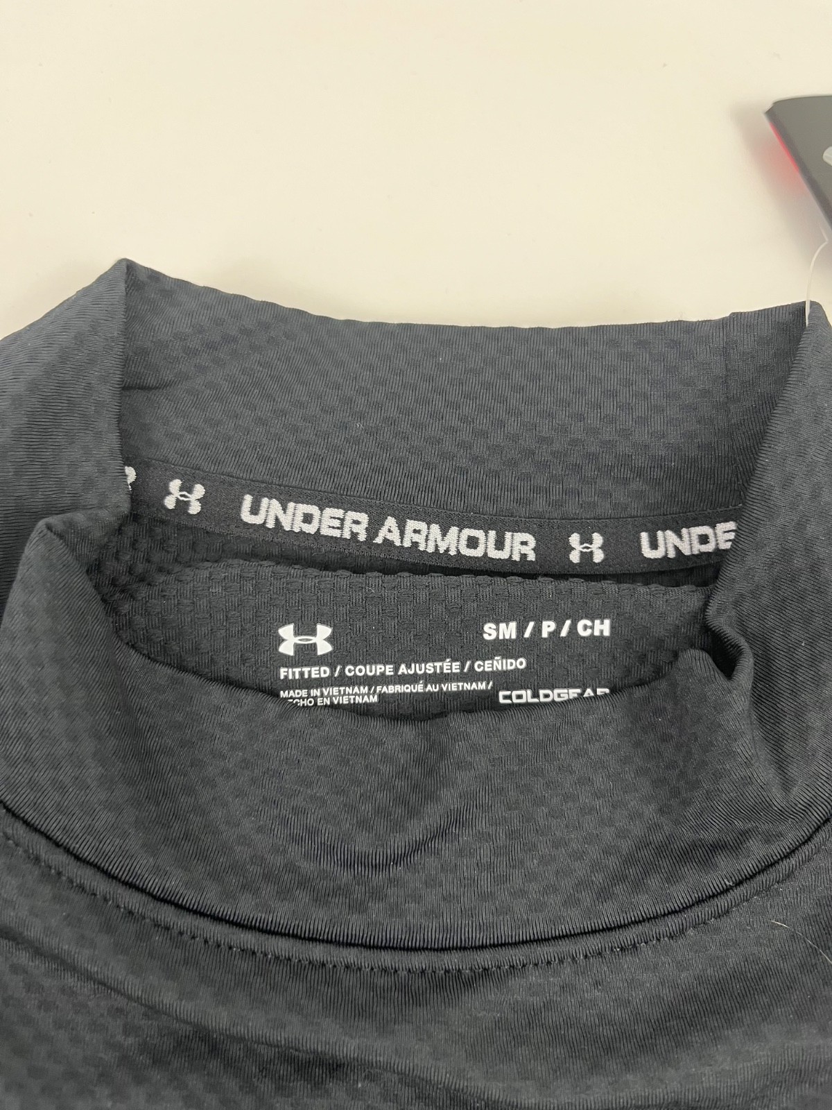 Under Armour ColdGear Grid Mock Blouse Shirt Base Layer Top Men’s Small Black