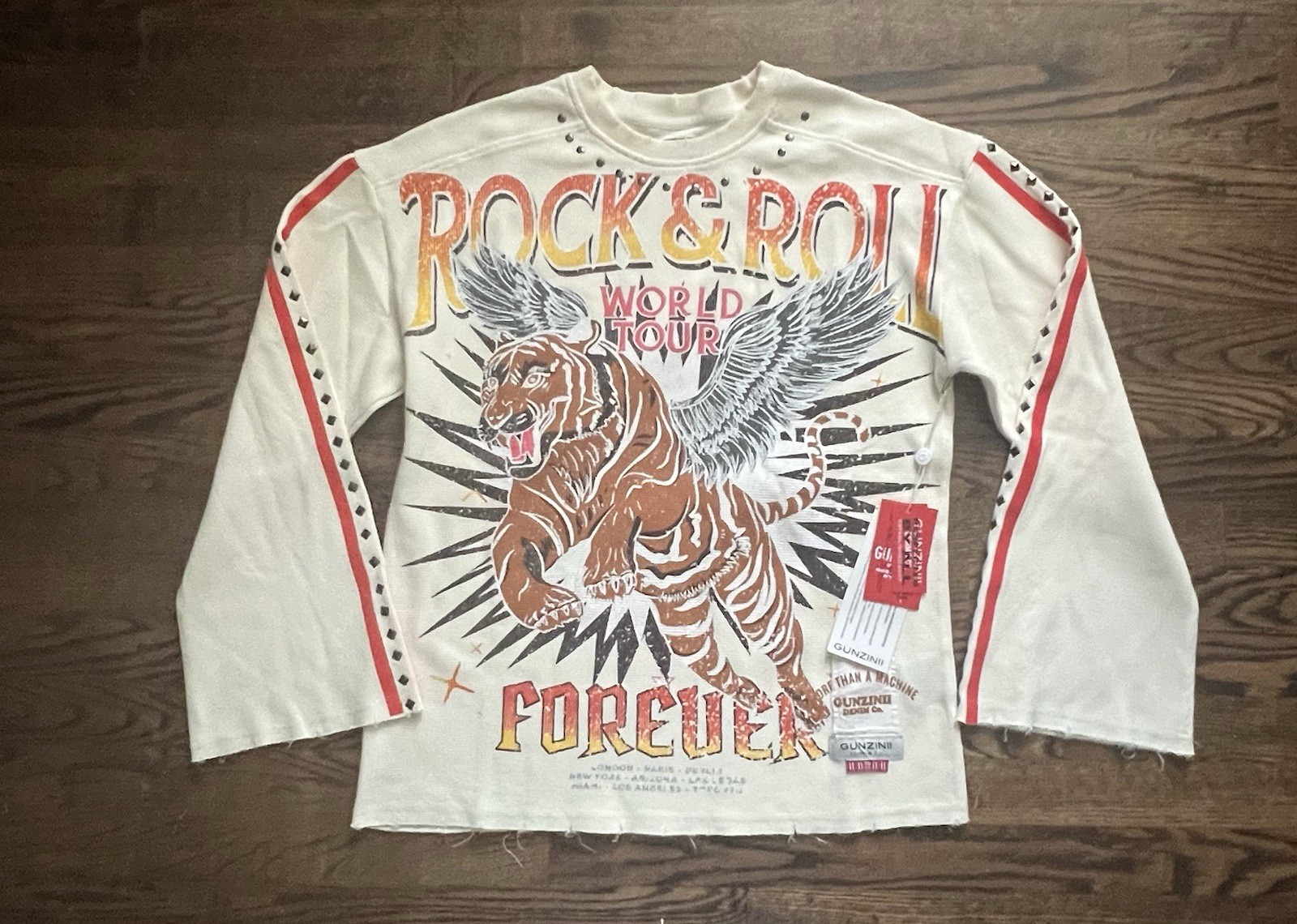 Gunzinii Vintage-Inspired Cream ‘Rock & Roll’ Tiger Graphic Thermal Shirt