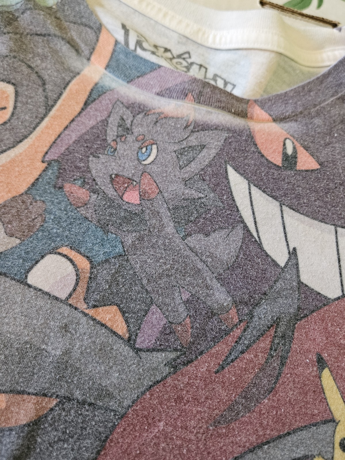 Pokémon 2015 All Over Character Print Tee Shirt Multi Size Small Retro (S)