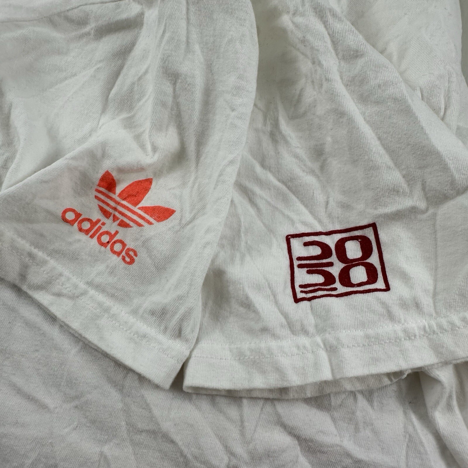 ADIDAS Japan Script Print T-Shirt Mens Small Trefoil Text Logo White Orange