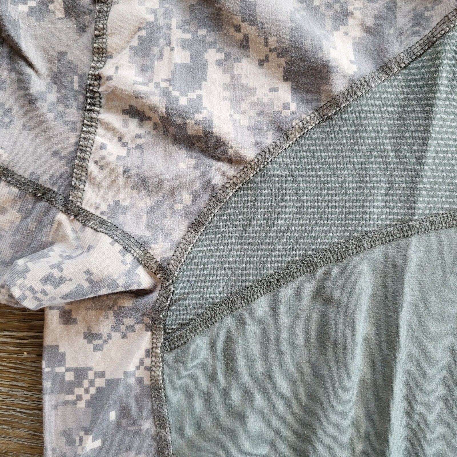 Massif Army Combat Shirt ACU Digital Camo Tactical Flame Resistant Mens Large