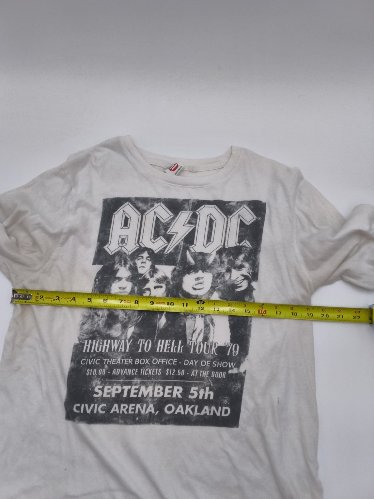 Vintage Mens AC/DC Highway To Hell 1979 Graphic Long Sleeve Shirt By Junkfood